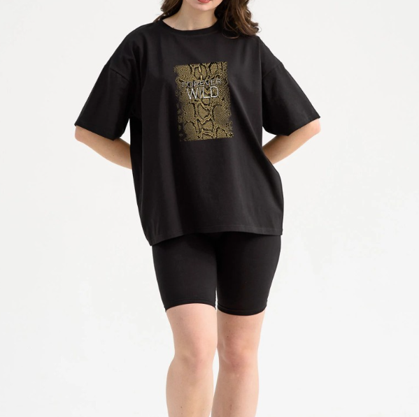  Костюм жен Оверсайз р.44 черный змея 2210-К