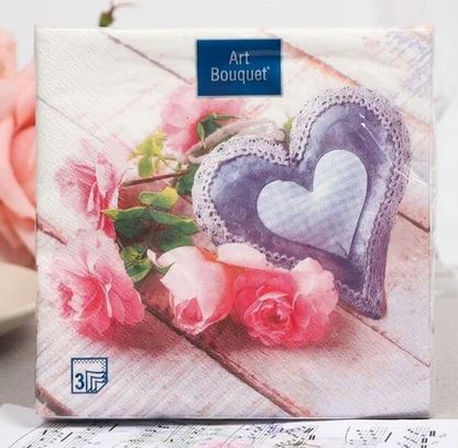  Салфетки бумажн. Art Bouquet 3-х сл 20шт Сердечко с розами 33х33см 37378