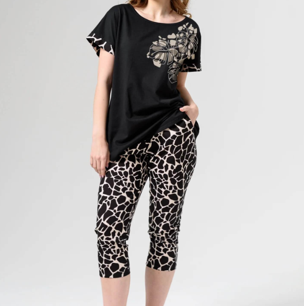  Костюм жен Саванна р.52 с бриджами черный 2297-К