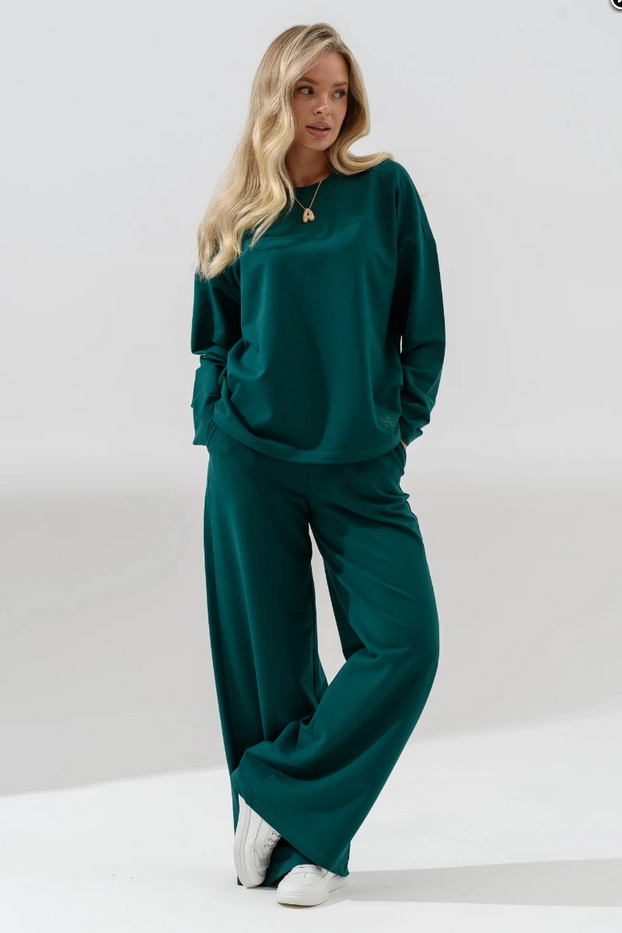  Костюм жен "Палаццо" р.48 изумрудный 2370-фут