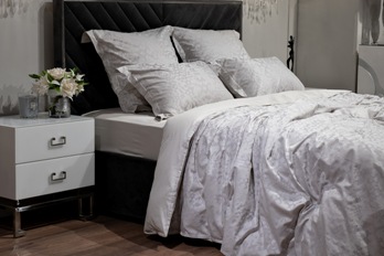  Простыня сатин бежев 270х280 130HB-00045 GARDA DECOR