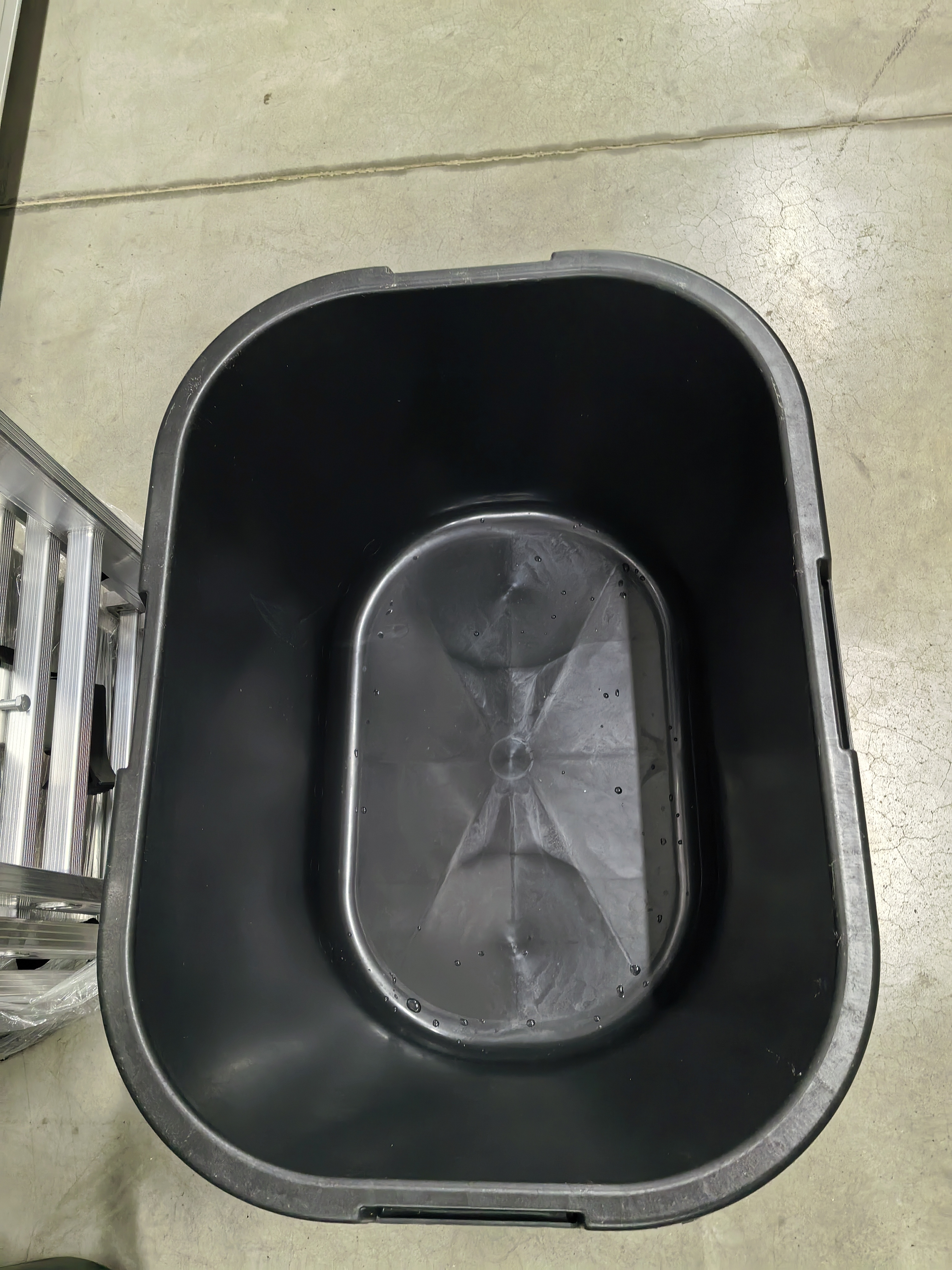  Таз строительный 90л пластик прямоугольный Радиан