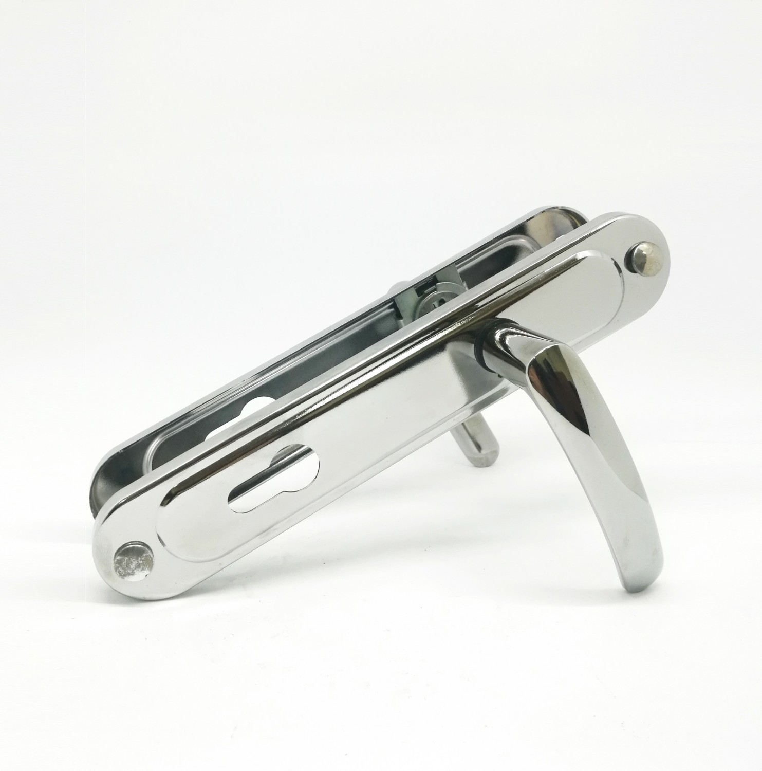  Ручка дверная на планке РФ1-85.02  85 мм хром (Зенит) 42097